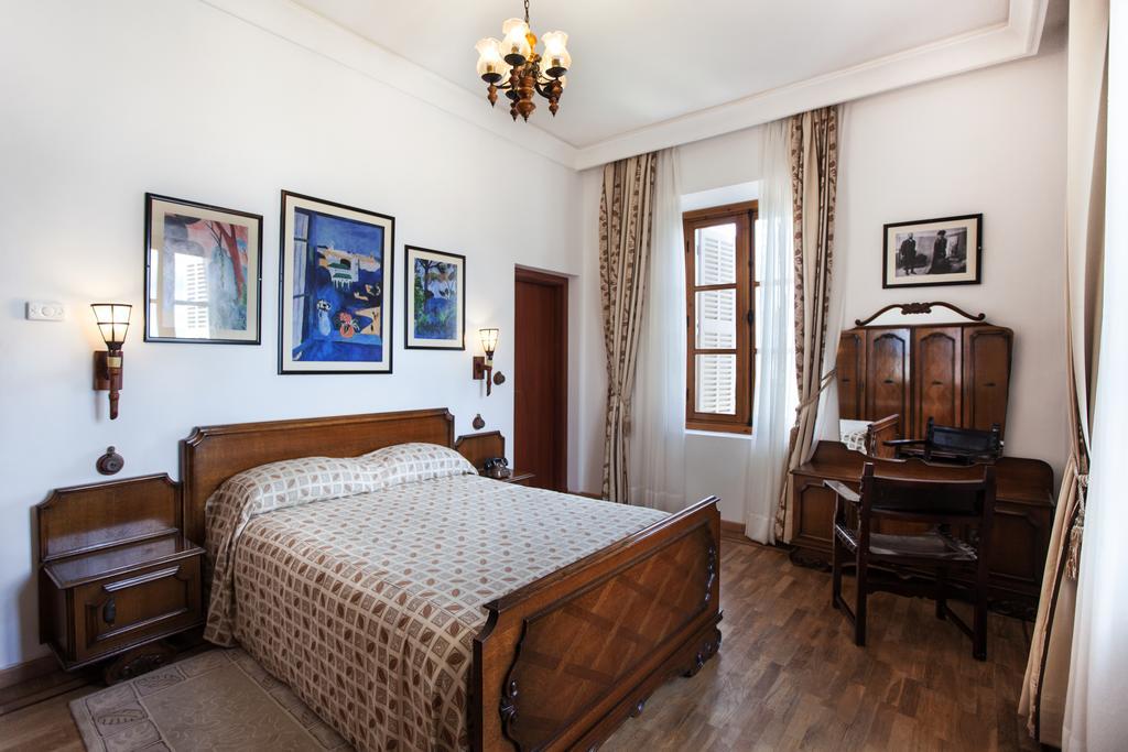 Grand Hotel Villa De France Tanger Exterior foto The bedroom