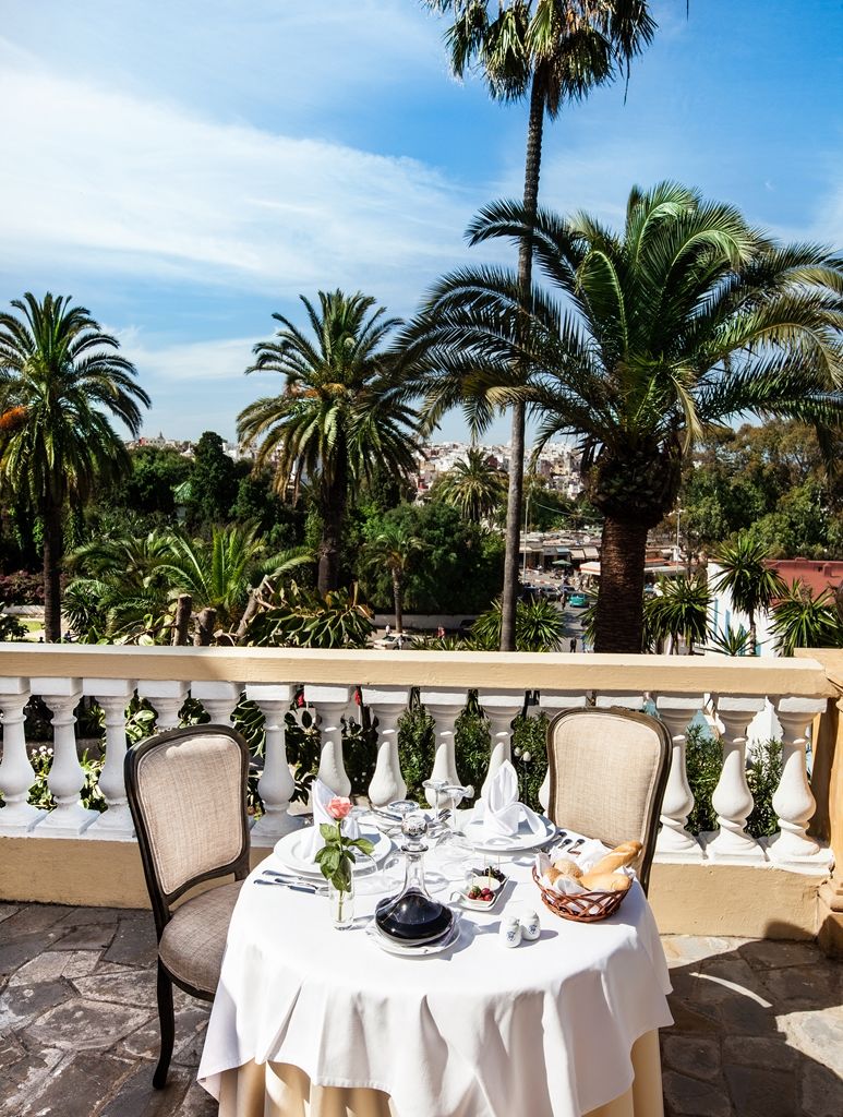 Grand Hotel Villa De France Tanger Exterior foto The terrace of the Carlton